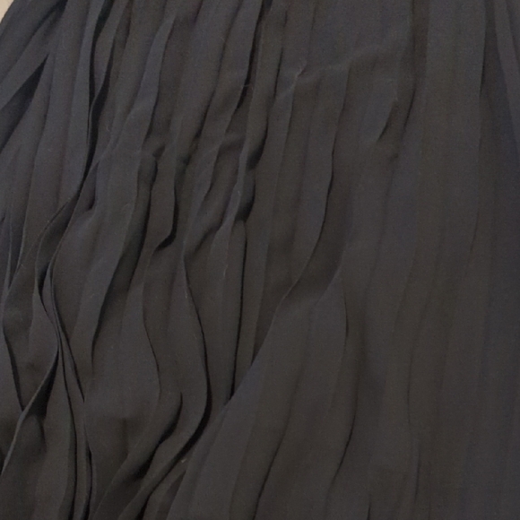 Torrid Black Knee-Length Skater Skirt - Picture 6 of 7